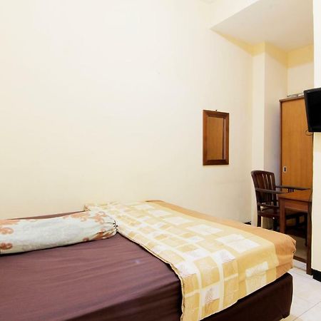 Jj House Gejayan Hotel Kejayan Exterior photo