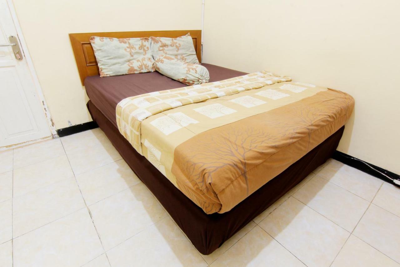 Jj House Gejayan Hotel Kejayan Exterior photo