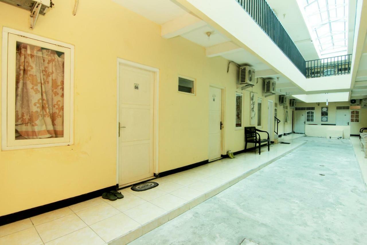 Jj House Gejayan Hotel Kejayan Exterior photo